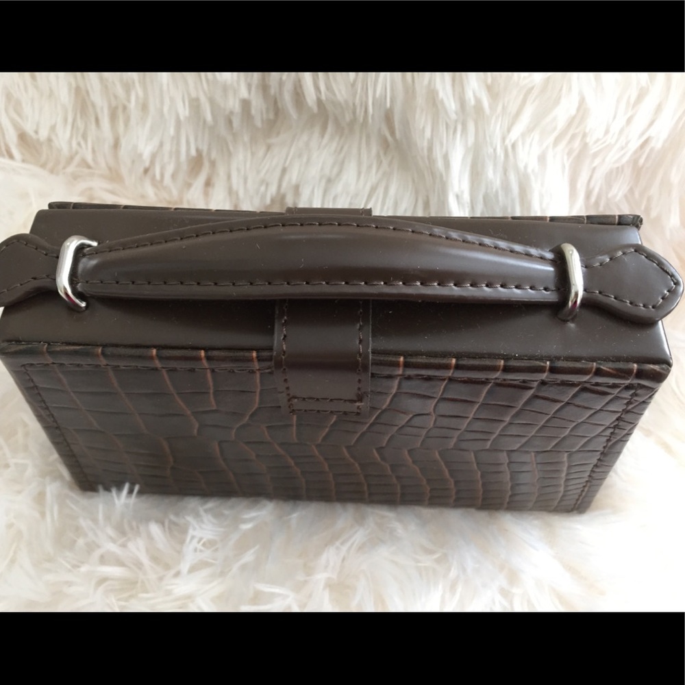 Purse - Picture 3 of 6